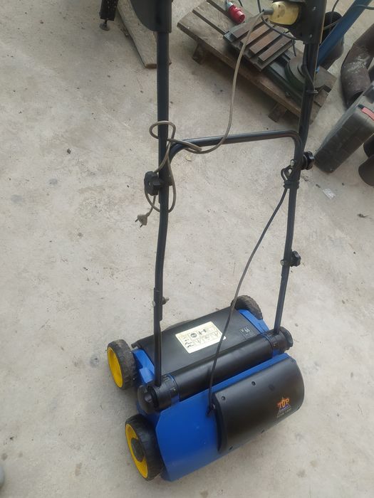 Wertykulator elektryczny