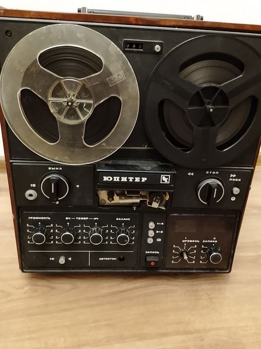 Магнітофон Юпітер на бабінах