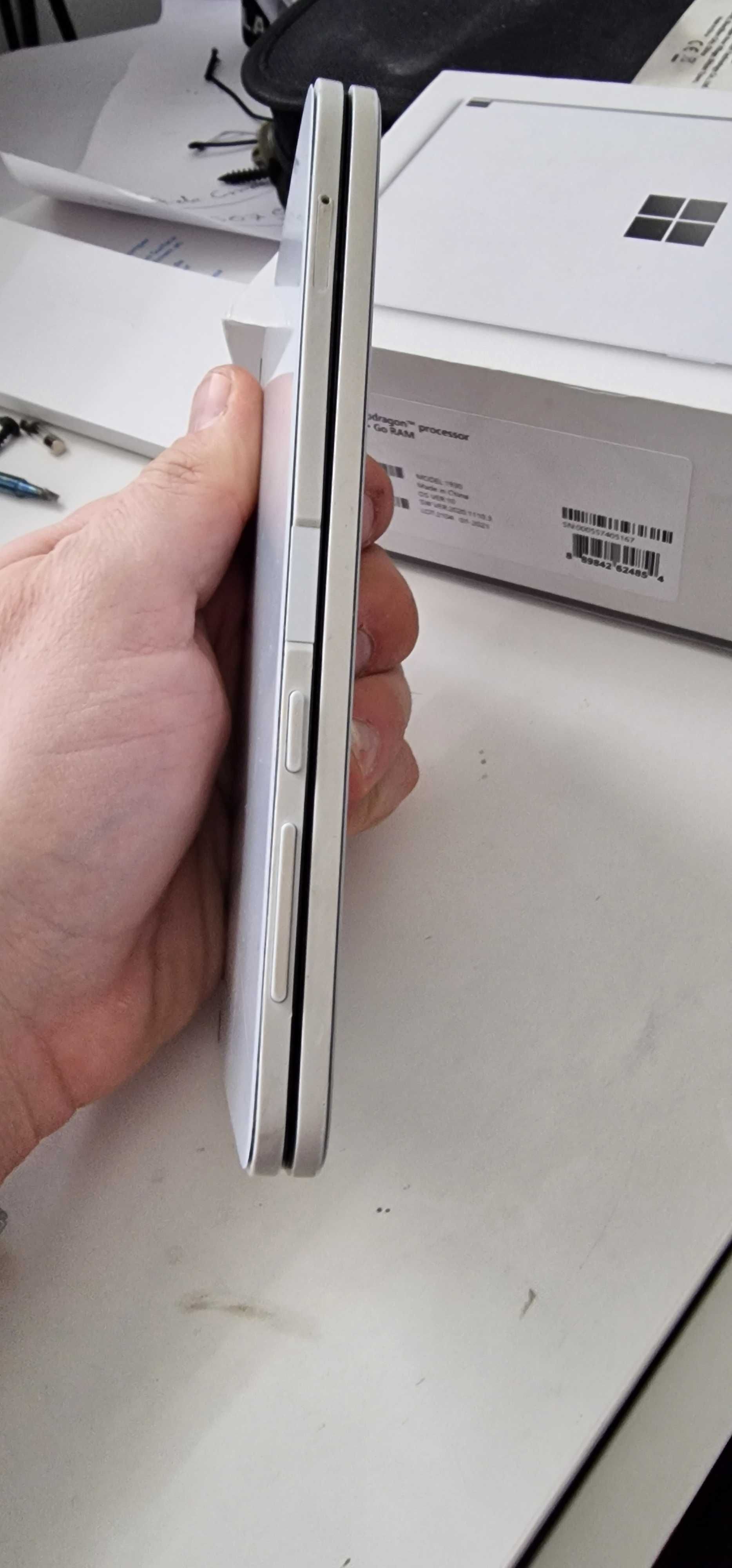 Microsoft Surface Duo
