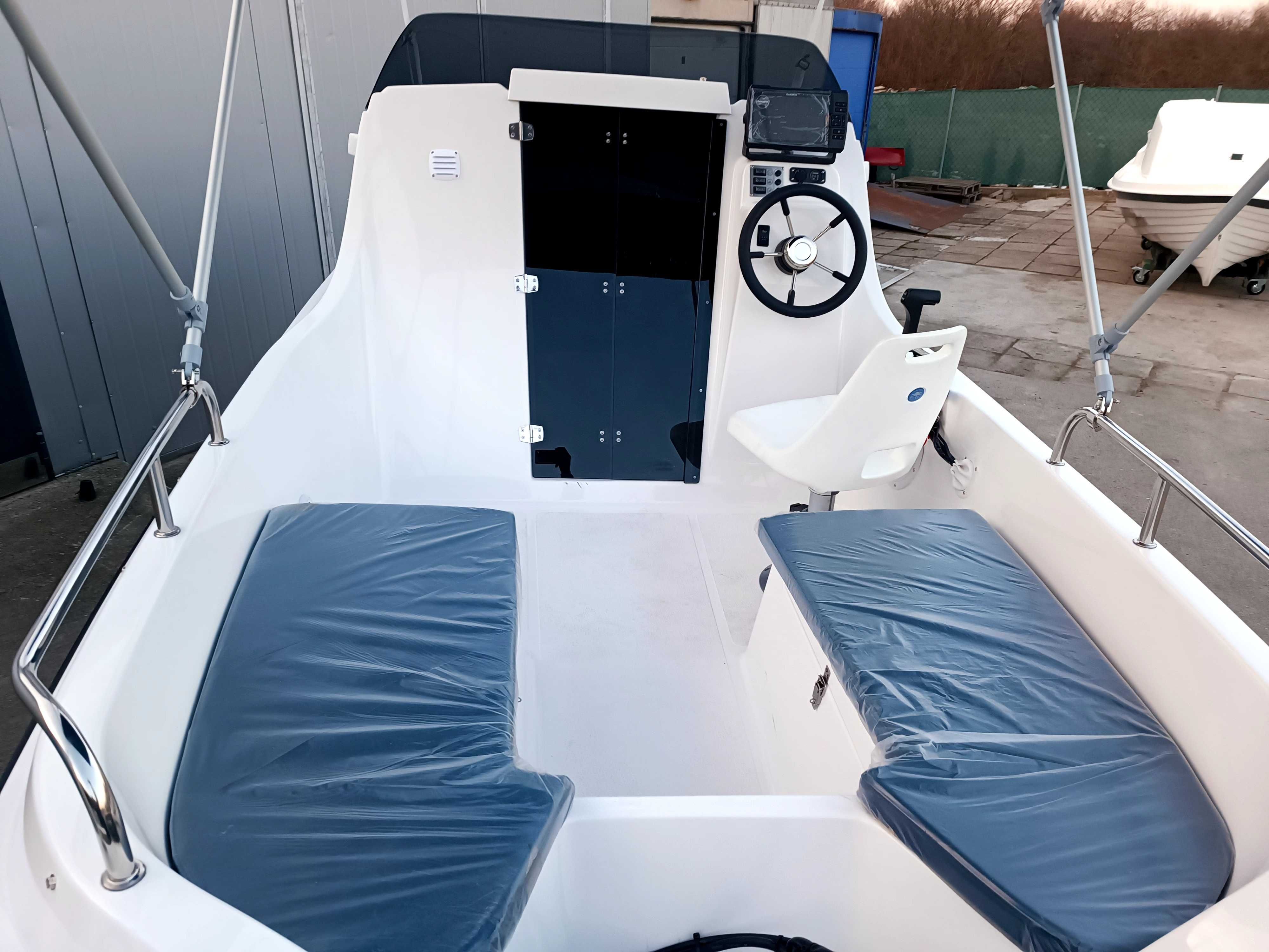Łódź kabinowa wędkarska kormoran 490 w pełni wyposażony  Suzuki 20 km
