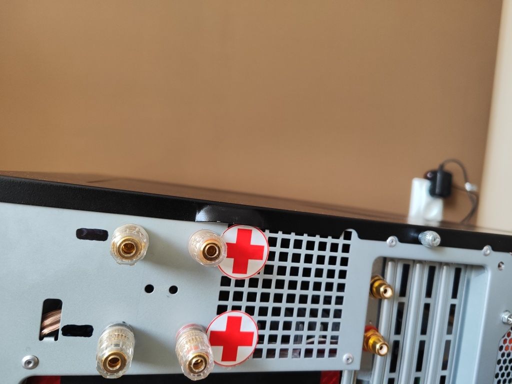 Przedwzmacniacz lampowy/Wzmacniacz 2x100Watt DIY
