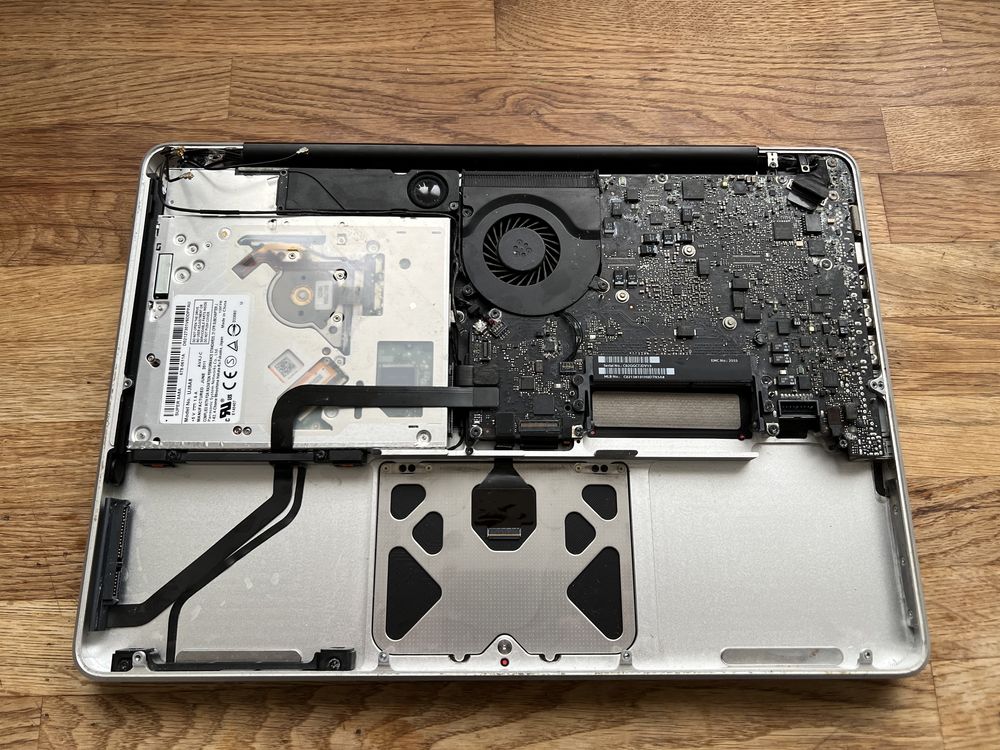 MacBook Pro 13” i5 2,5GHz po zalaniu