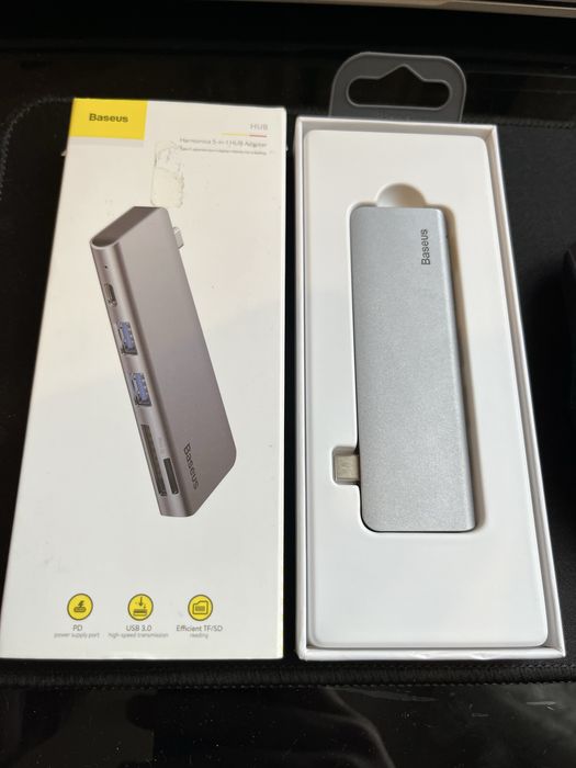 Продам USB хаб для MacBook Baseus