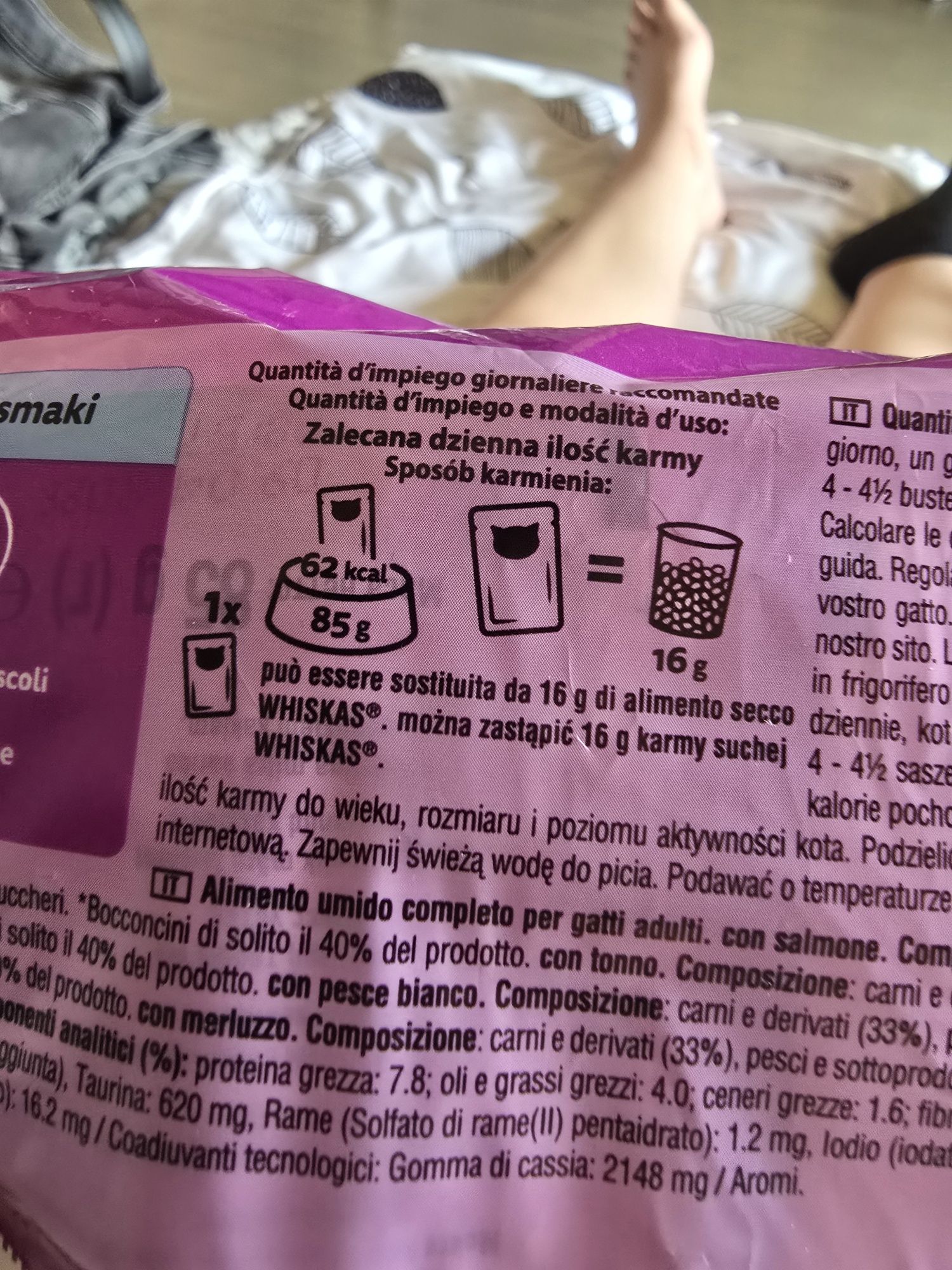 Mokra karma dla kotów Whiskas ( 8x85g-680g)