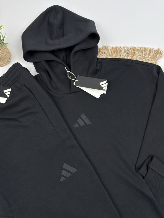 Спортивний костюм  Adidas All Szn Fleece Sportswear IX1253__IX1246