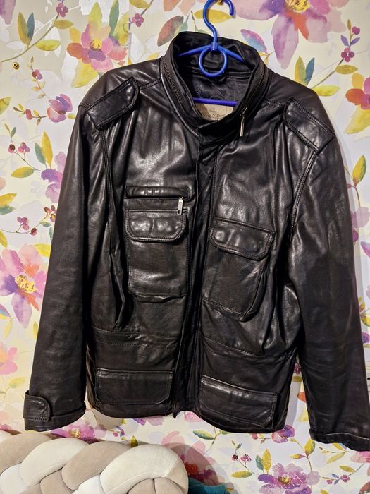 Чоловіча кожанка чорного кольору з карманами,мужская кожанка Чёрная