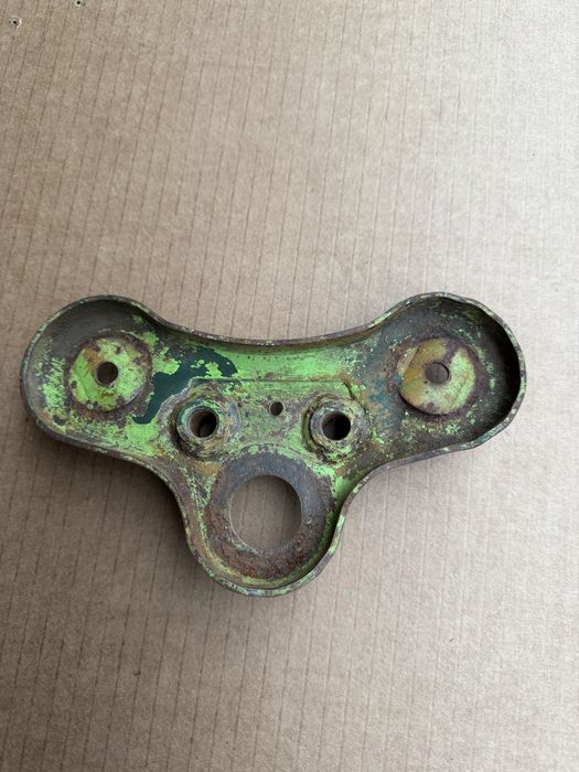 Półka przedniego zawieszenia Romet Ogar