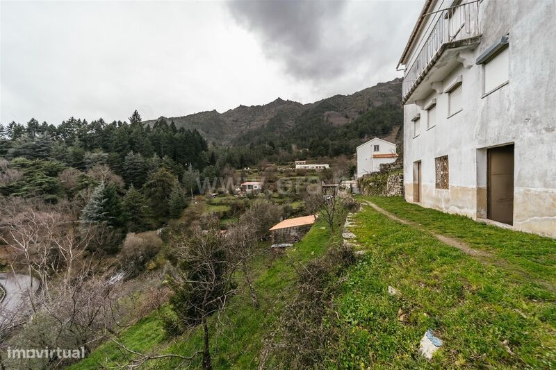 Moradia Isolada T4 / Manteigas, Serra da Estrela