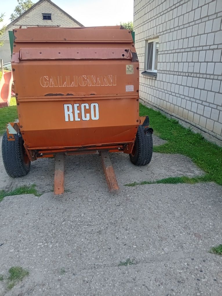 Sprzedam prasę belujaca sipma bele 120 na 120 belarka prasa