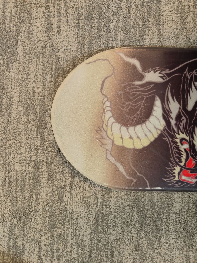 Deska snowboardowa 124cm. Stan BDB
