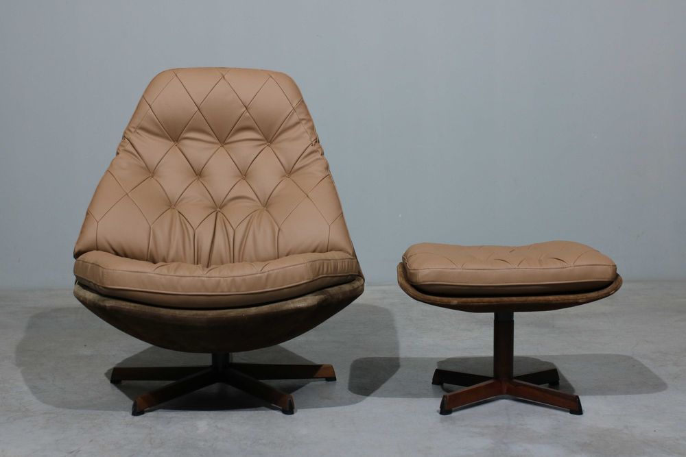 Poltrona + pousa pés Madsen & Schubell modelo MS68 | Design Nórdico