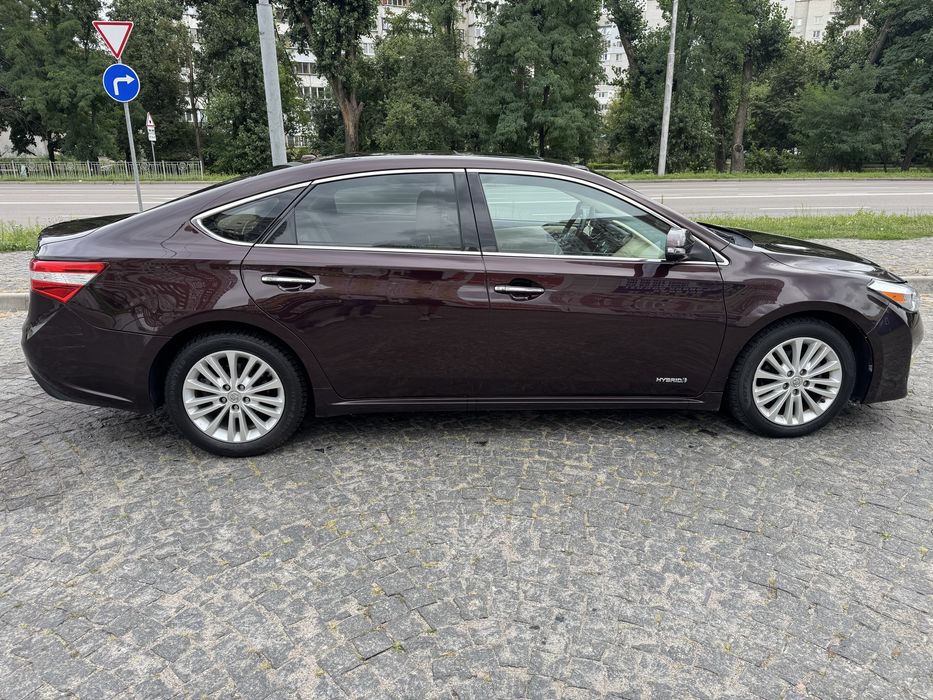 Toyota avalon 2014