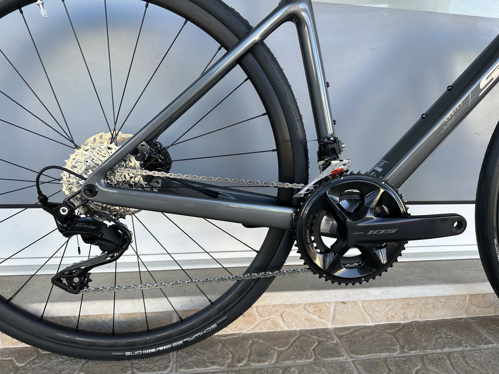 Bicicleta Scott Addict - Colecao 2025
