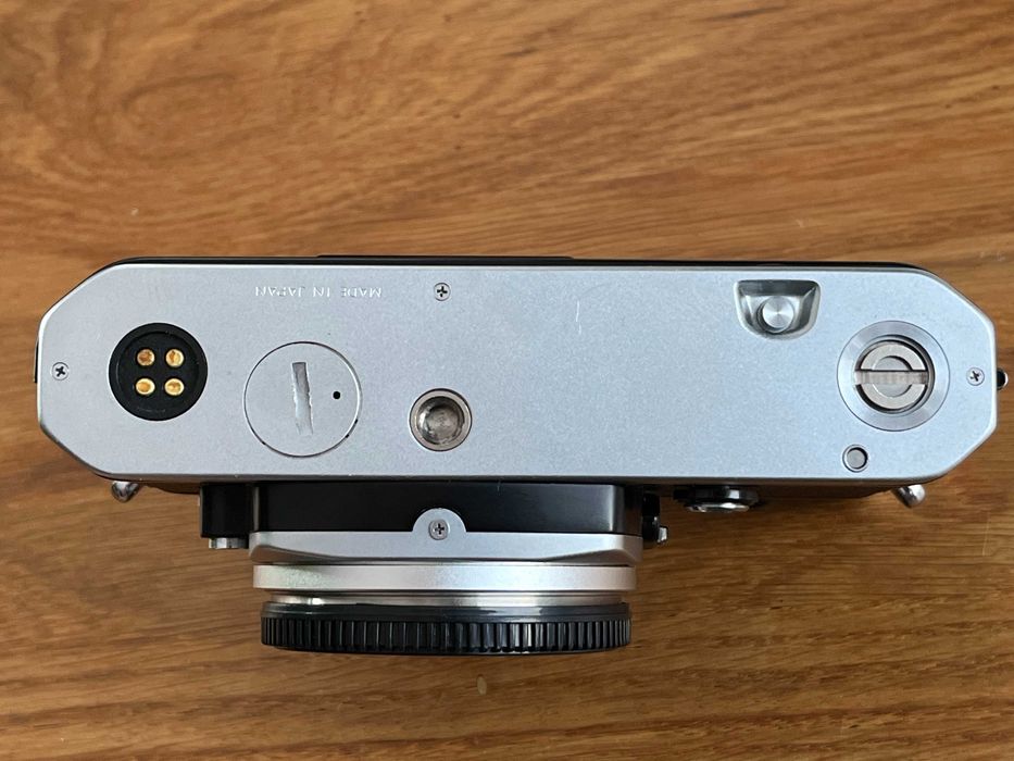 Aparat analogowy Nikon FE