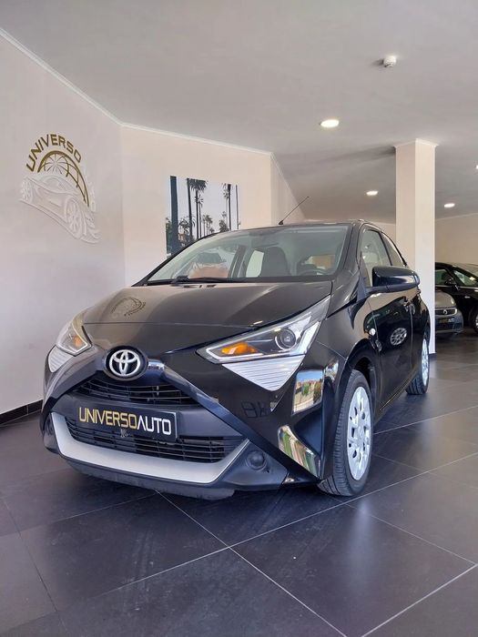 Toyota Aygo 1.0 X-Play+X-Touch
