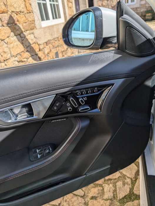 Jaguar f-type 2018 v6 S