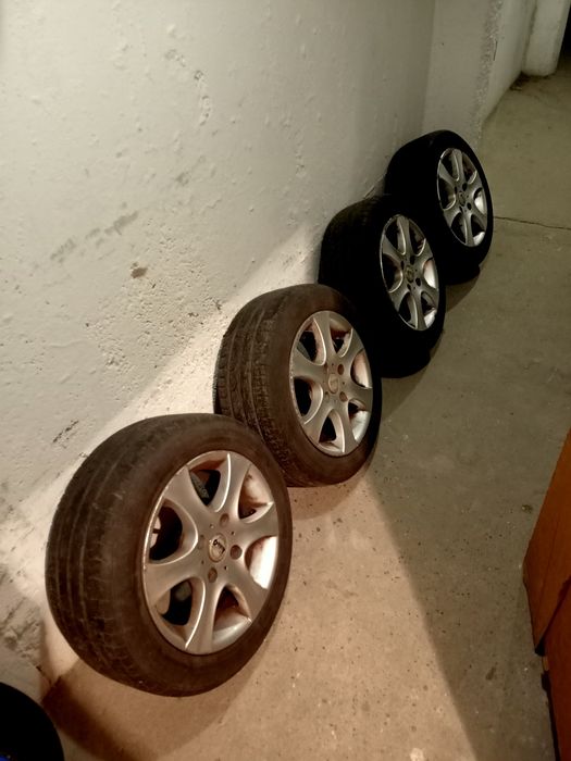 Felgi aluminiowe 15 z oponami