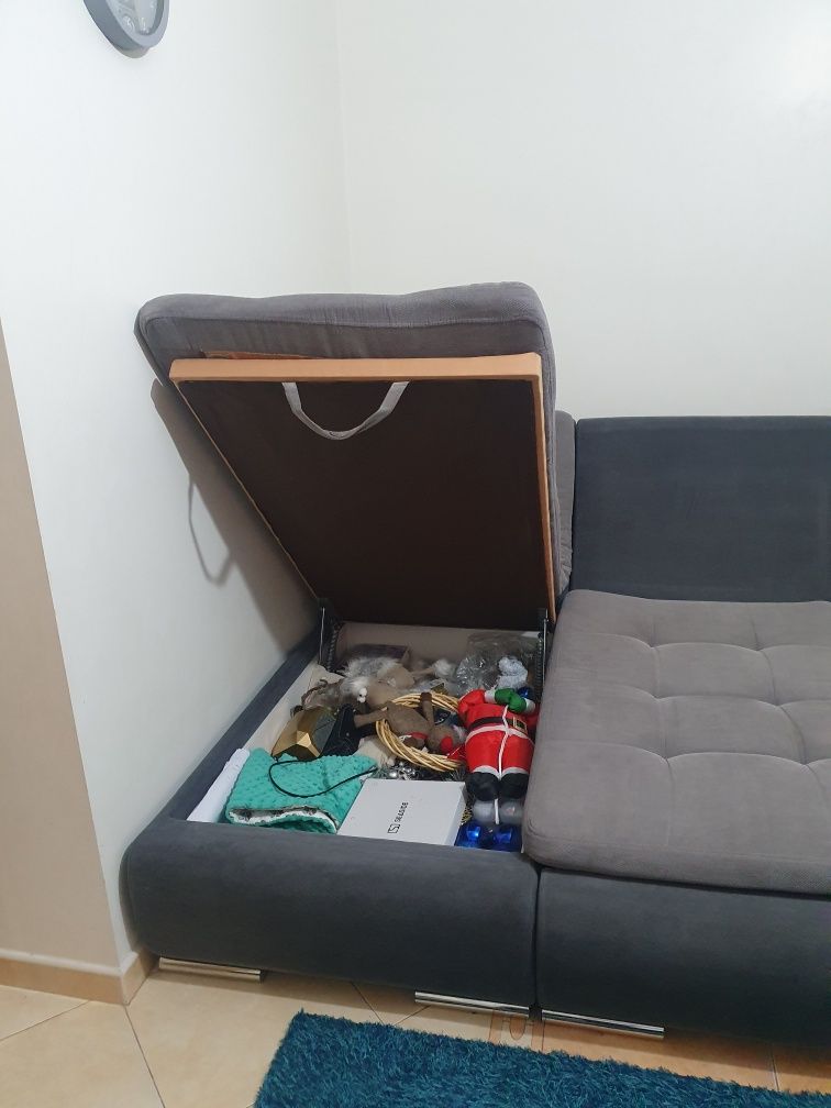 Sofa-cama. Em ótimo estado