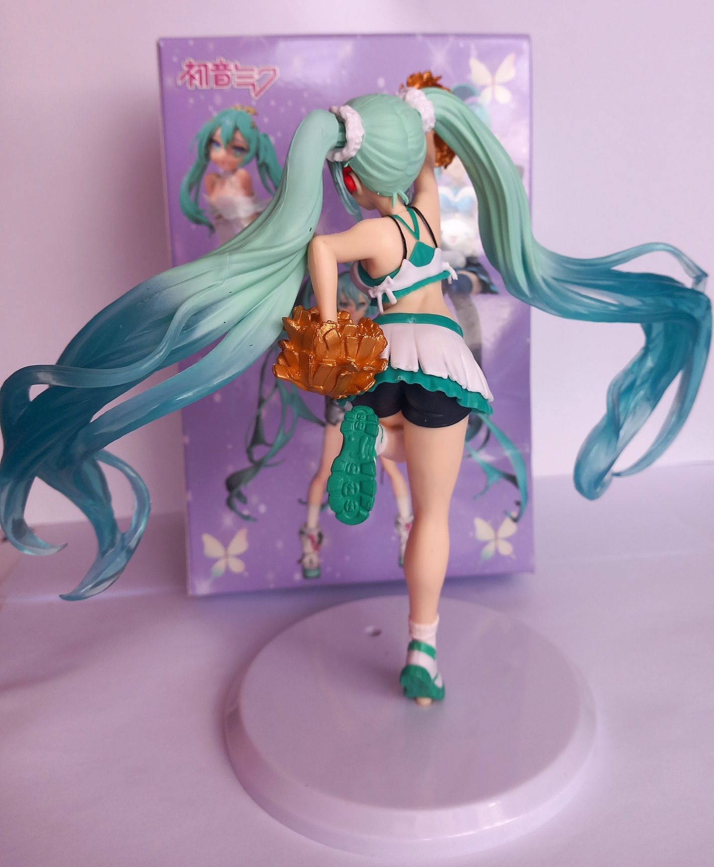 Figurka anime Hatsune Miku Cheerleaderka z pudełkiem