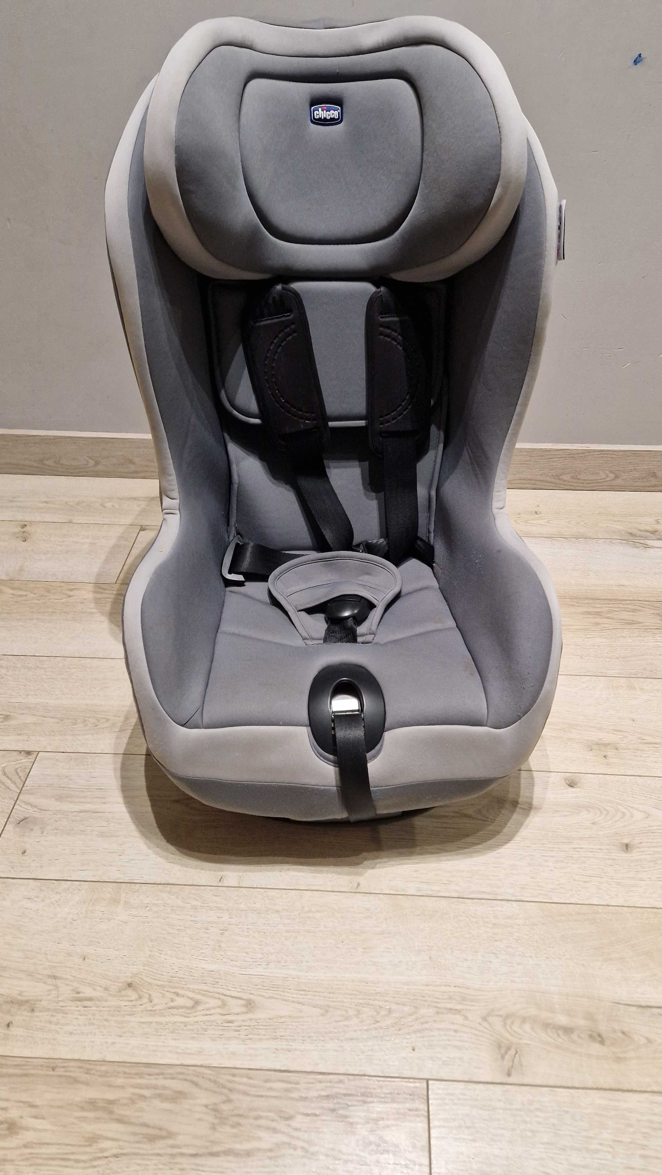 fotelik chicco go-one 9-18kg ISOFIX