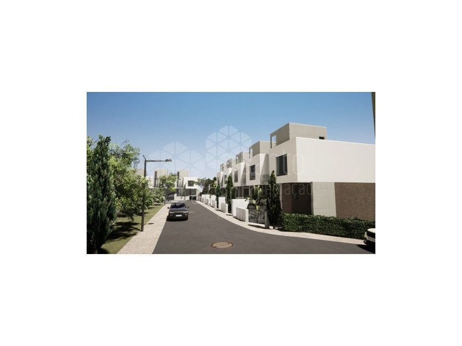 Terreno de moradia em Beloura/Abrunheira