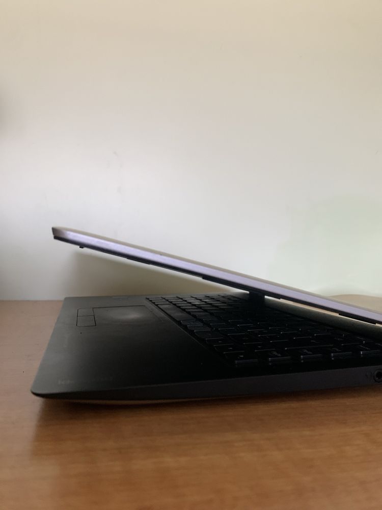 Ideapad Lenovo 180° de inclinação