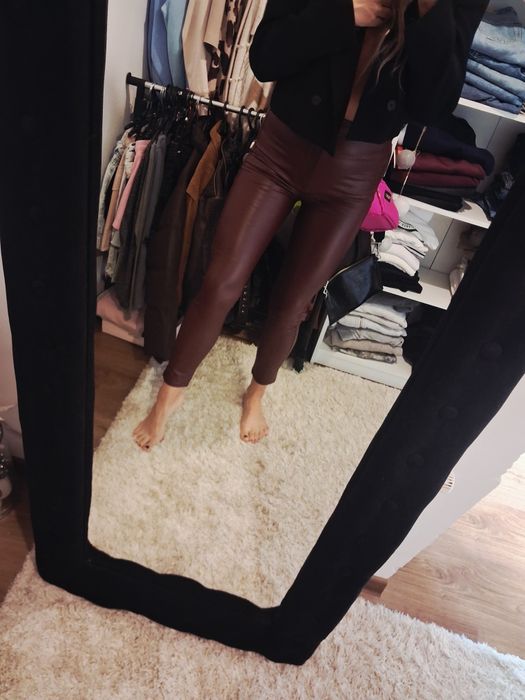 Leginsy bordowe pull bear l 40