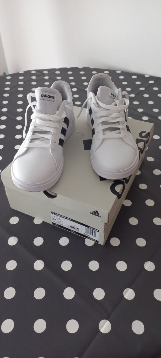 Vendo ténis adidas