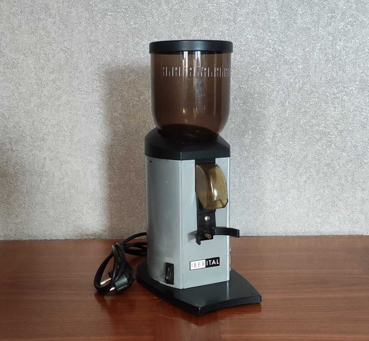 Кавомолка Iberital Automatic, прямого помелу. Мікрометричний помел