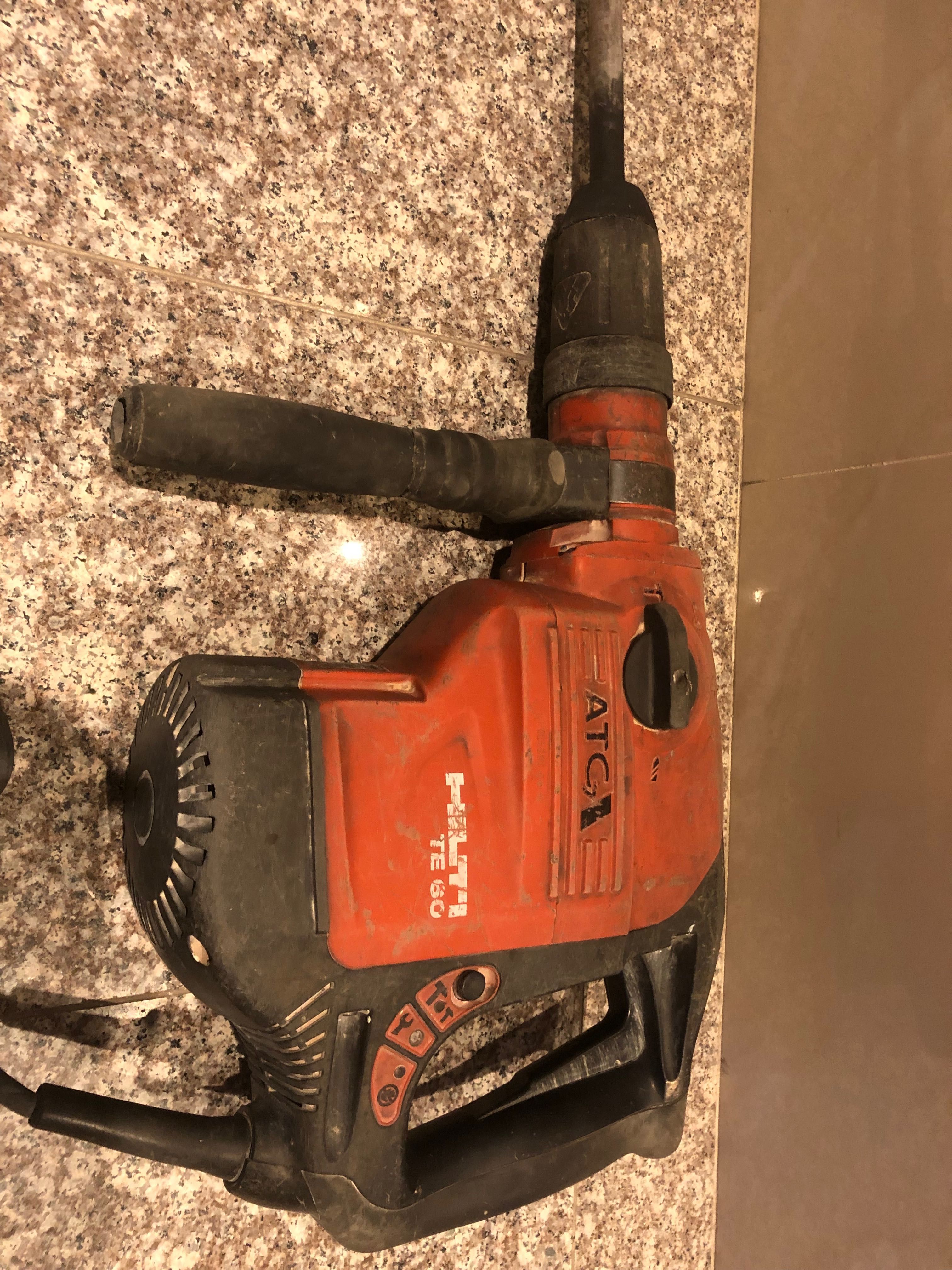Młot Hilti TE60 sds max