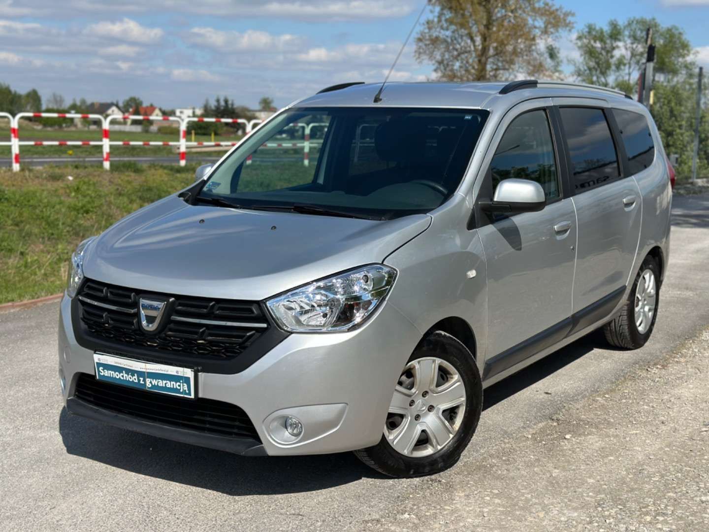 Dacia Lodgy Raty Salon Polska 1.6 BENZ + Lpg Klimatyzacja 7 osobowy Gwarancja