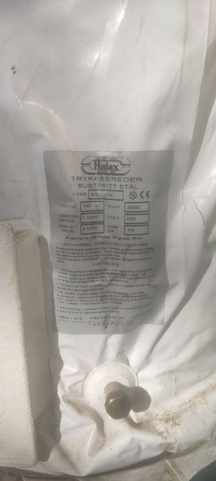 Zbiornik elektryczny Høiax 140L  2kw