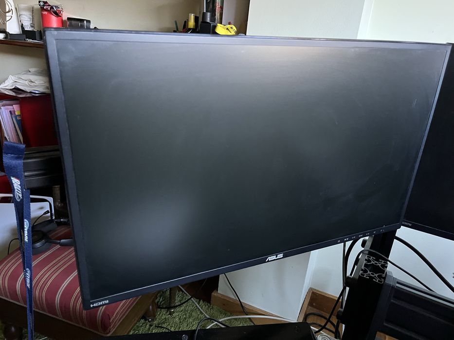 Monitores ASUS 24” Full HD – 3 unidades disponíveis!