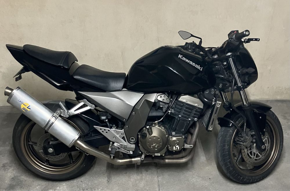 Z750 Kawasaki -com revisão geral à poucos Kms