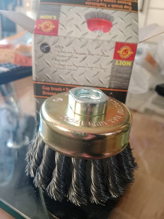 Szczotka czołowa 80 mm M14