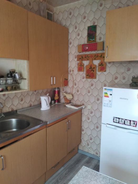 Посуточно, почасово 1к-я квартира 10 мин  пешком до метро Лесная-20-555.biz.ua