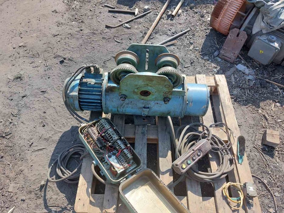 Продам Тельфер Болгария 1тн 12м