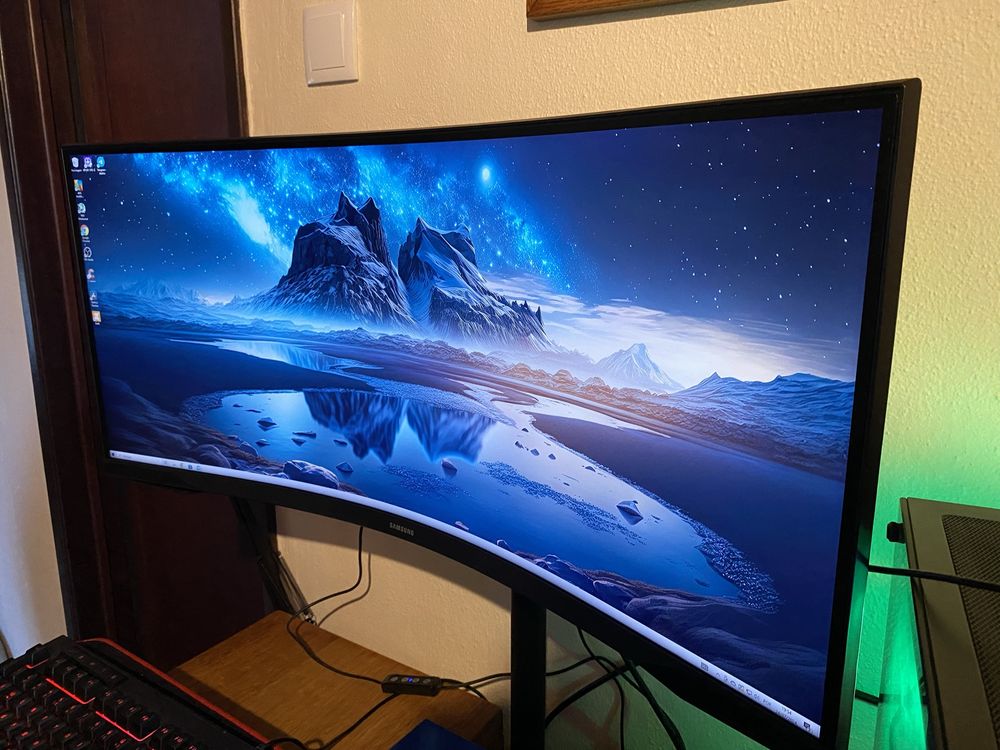 Samsung Odyssey G5 34” 1 ms 165Hz