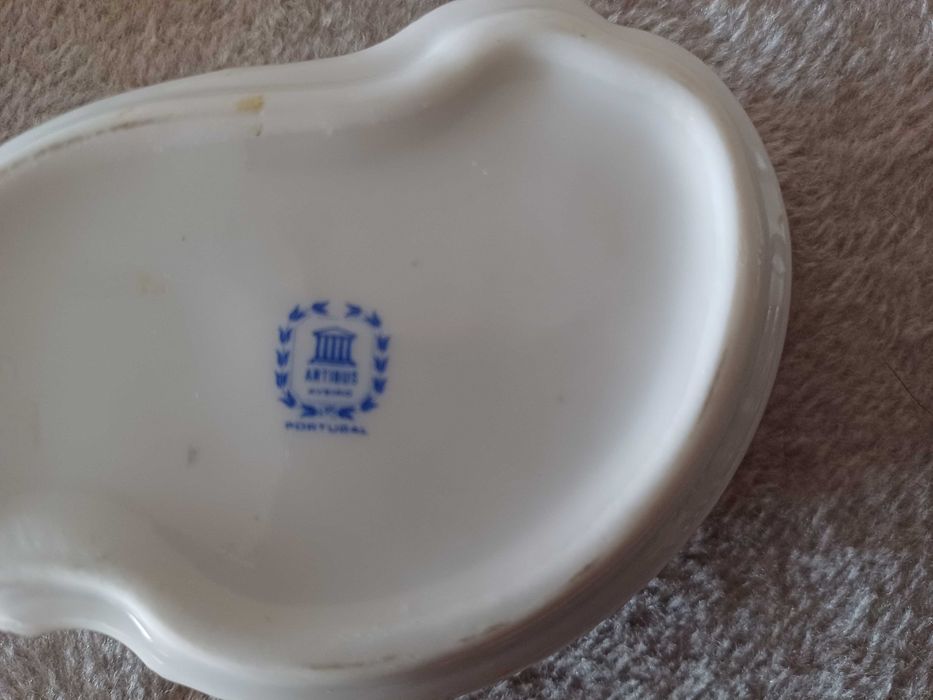 Caixa em porcelana Artibus Aveiro - anos 80
