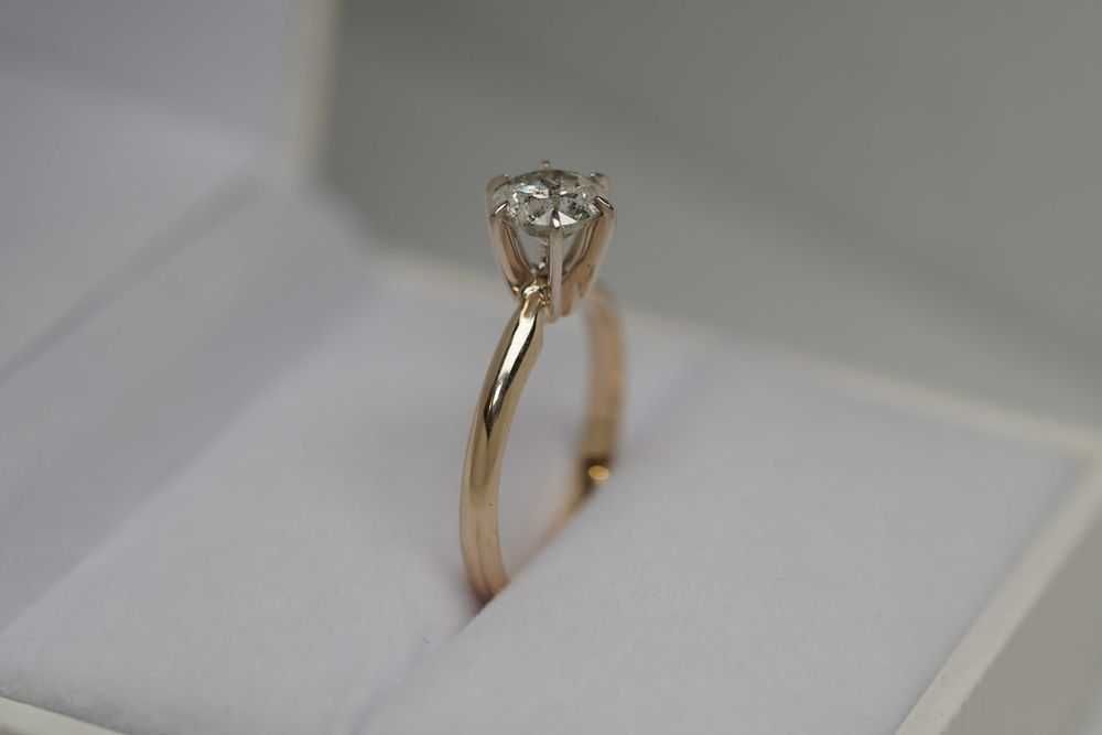 Pierścionek z brylantem 1 CT H Si2 Certyfikat HRD 3x Excellent Tiffany