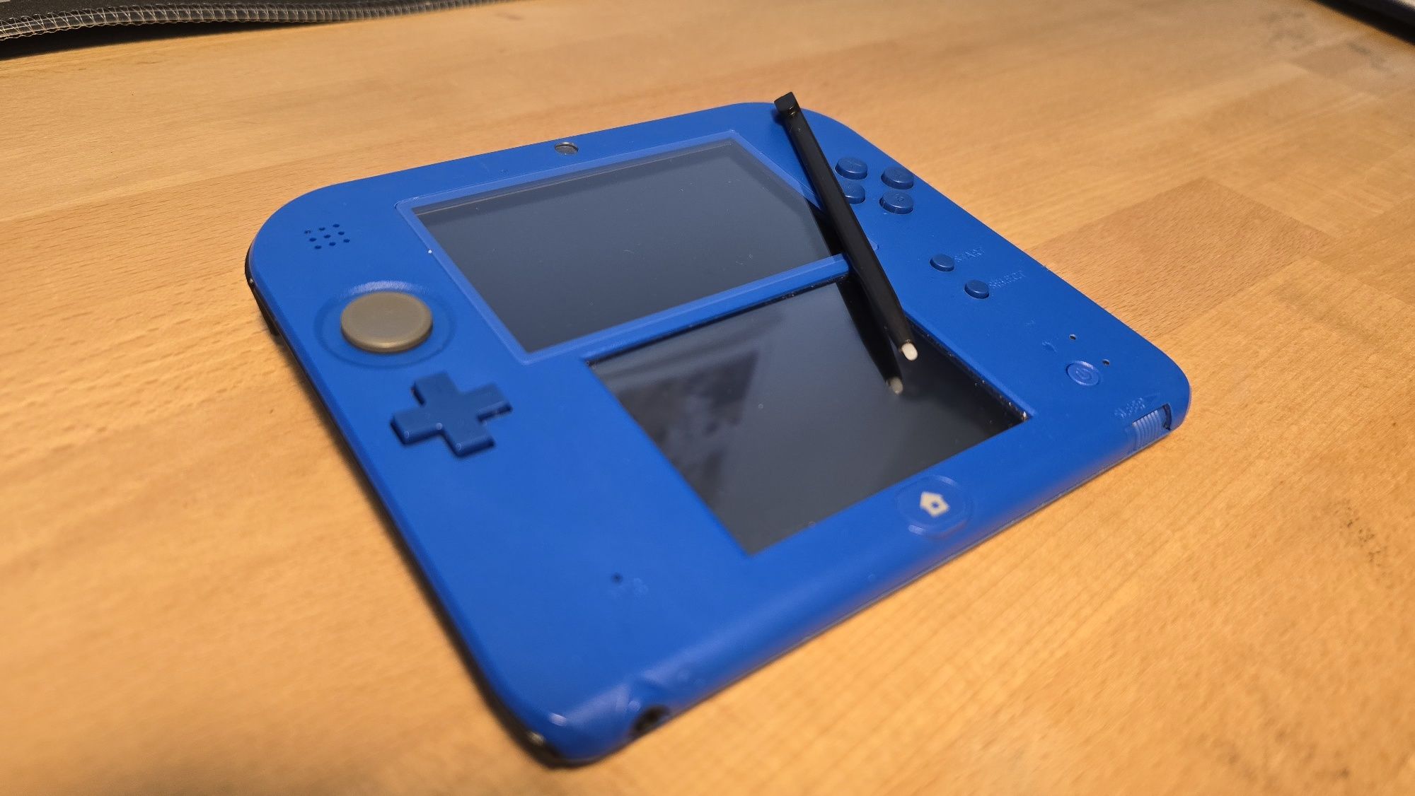 Nitendo 2DS desbloqueado azul/preto
