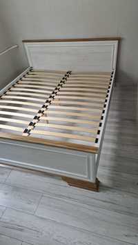 Łóżko w stylu prowansalskim 160x200