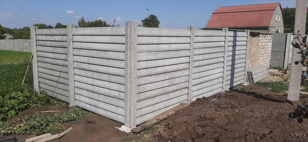 Еврозаборы  от производителя  КПВ-бетон. Установка. Покраска