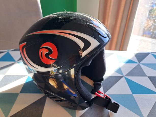 Kask narciarski dla dziecka