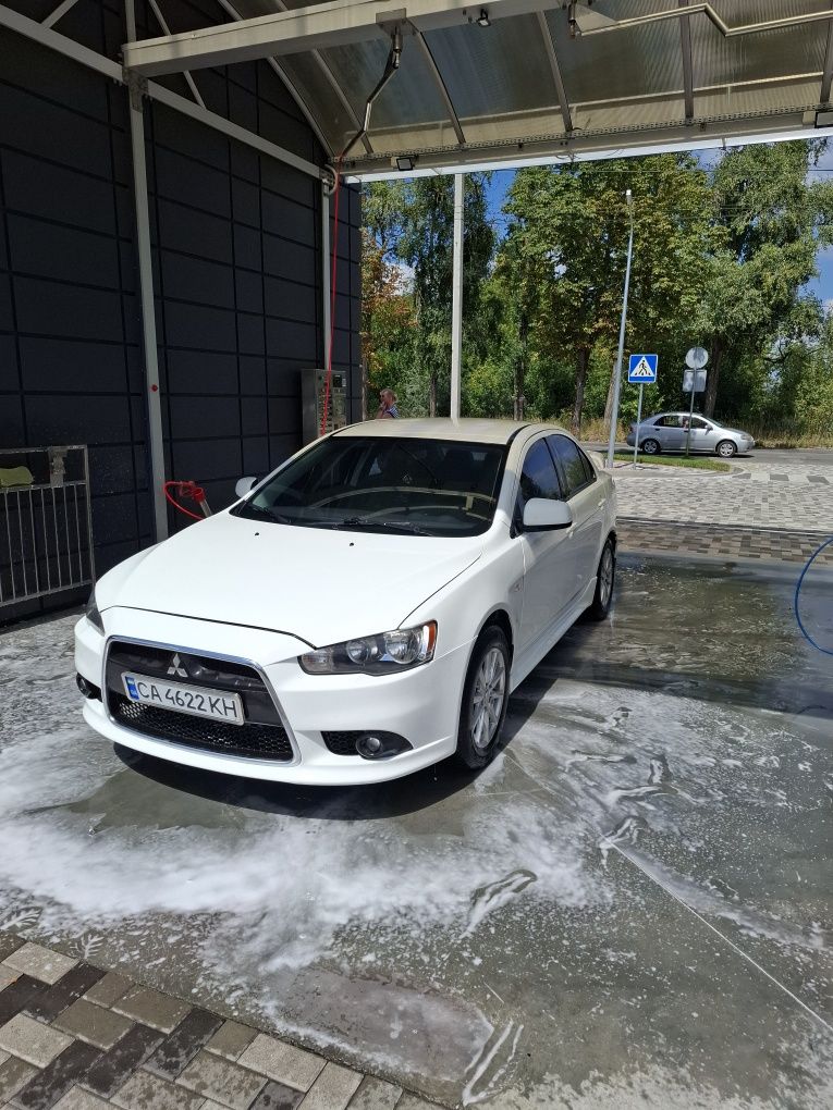 Mitsubishi Lancer X 2013