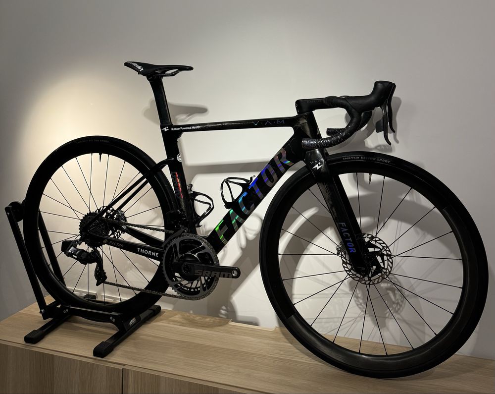 Factor Ostro VAM – SRAM Red eTap AXS 2x12 Quark Vision Metron Rozm.52