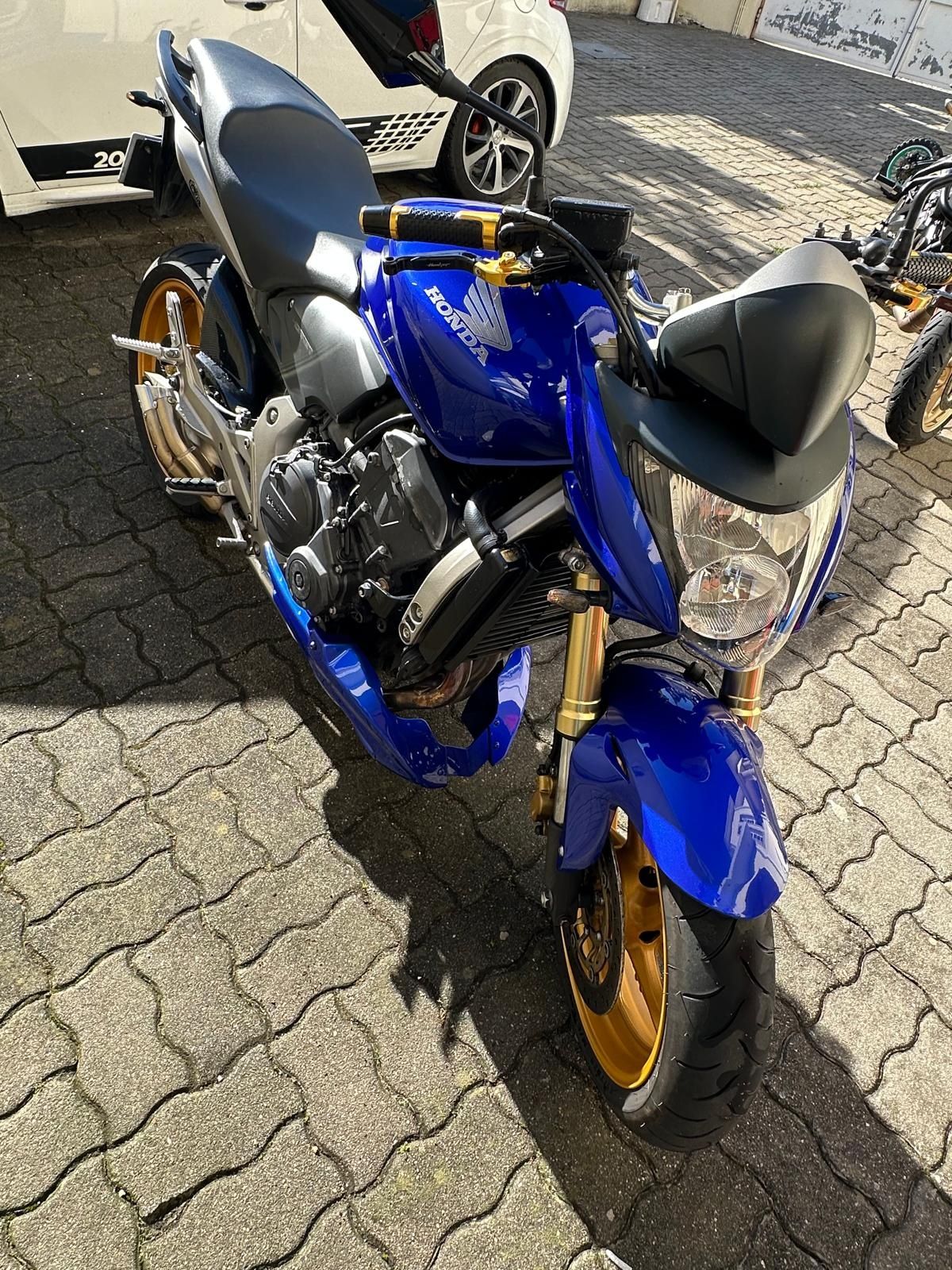 Honda hornet 600