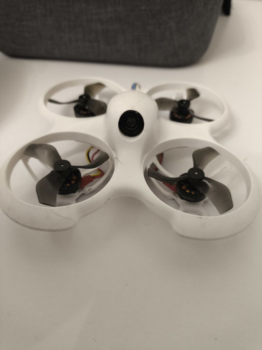 Beta fpv dron zestaw cetus pro kit