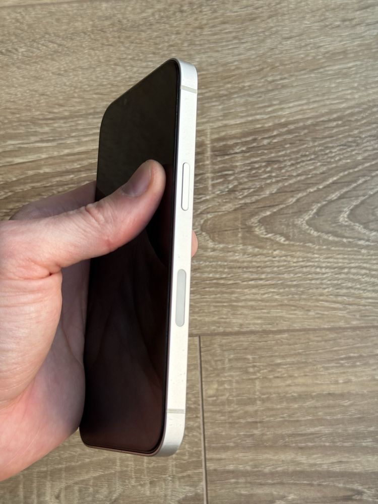 АКБ 100% Apple iPhone 13 128 Starlight Neverlock