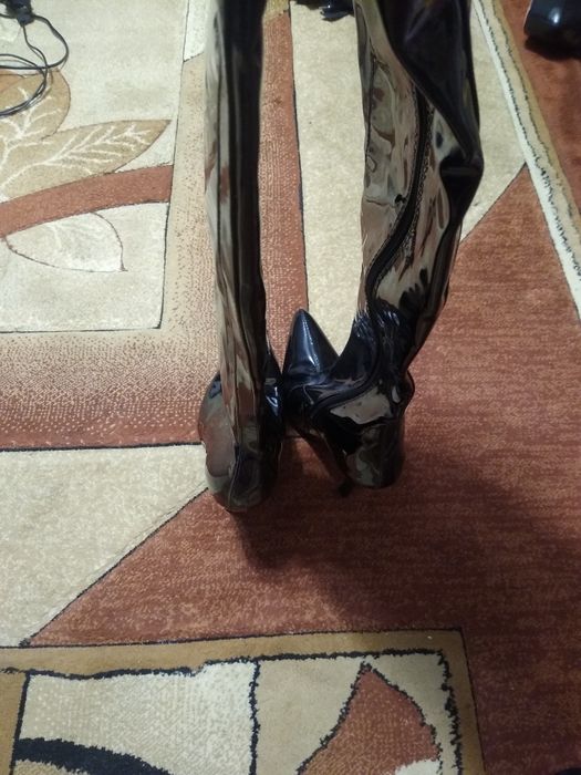 szpilki  kozaki  uniseks   po udo  rozmiar  42    REŃKA